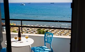 Krasas Beach Apts